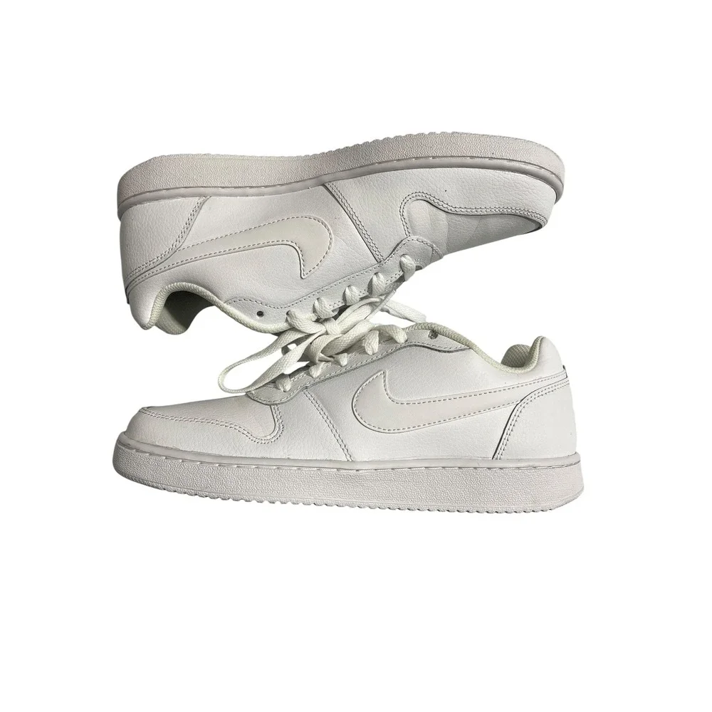 Nike ebernon low